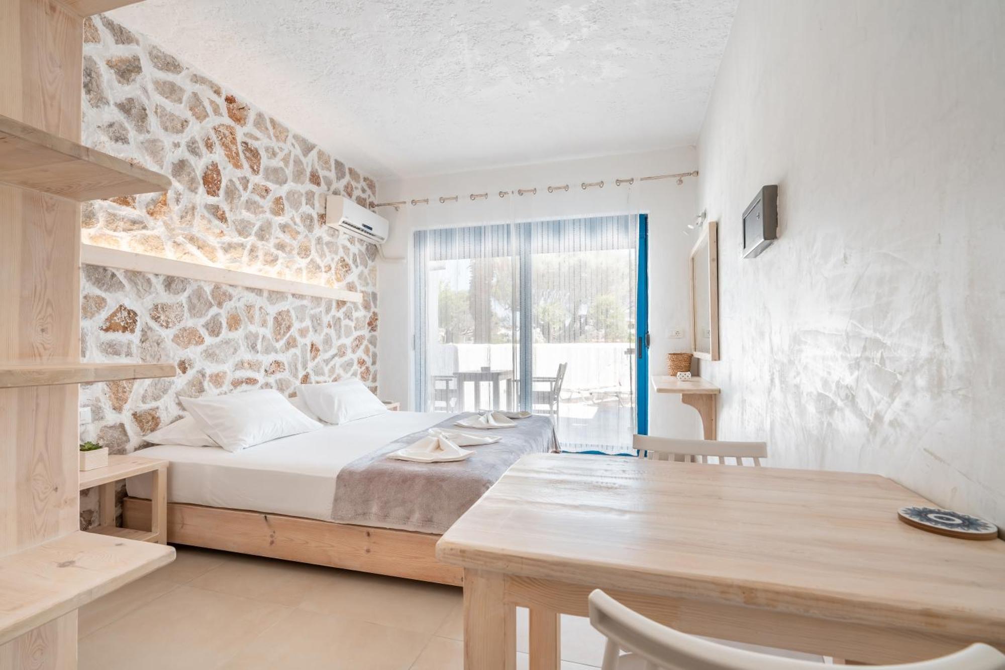 Studios Maria Christina Фалираки Екстериор снимка